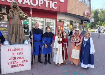 Statuile vivante anunță Festivalul Medieval de la Suceava: Cetatea de Scaun va prinde din nou viață