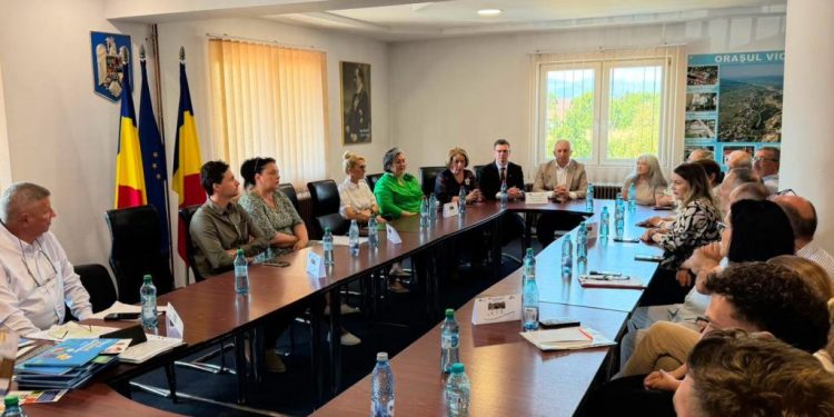 Sucevenii din diaspora, invitați să descopere oportunitățile de revenire acasă, în cadrul unui eveniment organizat de AJOFM Suceava, în parteneriat cu Primăria Vicovu de Sus