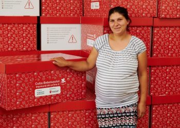1.100 de mame și nou-născuții lor din județul Suceava vor beneficia de Cutia Bebelușului și de sprijin din partea specialiștilor