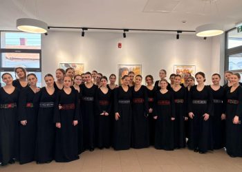 Corala de fete ”Ciprian Porumbescu”, concert la Biserica Romano-Catolică „Sfântul Ioan Nepomuk” din Suceava, înainte de plecarea la un concurs care va avea loc în Croația