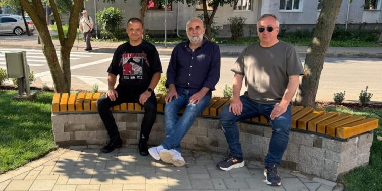 Unii cu munca, Vasile Rîmbu cu lauda. Campania de imagine a primarului continuă