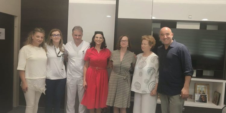 Conducerea Spitalului Clinic Județean Suceava a discutat cu parteneri din Italia despre noi proiecte în sănătate. Institutul Bucovina a facilitat noile colaborări