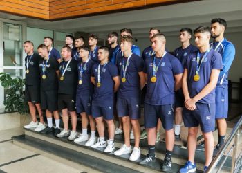 80.000 de lei, din partea USV, pentru echipa de handbal masculin a universității, care a devenit campioană europeană universitară pentru a cincea oară