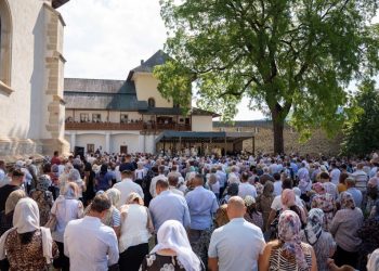 Numeroși credincioși, la hramul Mănăstirii Slatina, prima ctitorie a lui Alexandru Lăpușneanu. La Slatina au loc și Zilele Comunei