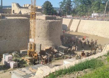 Număr impresionant de vizitatori ai Cetății de Scaun a Sucevei, pe perioada Festivalului de Artă Medievală ”Ștefan cel Mare”