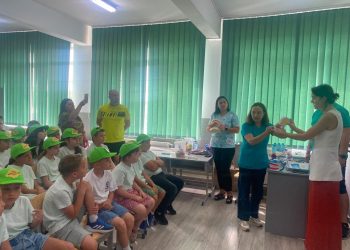 Atelier interactiv dedicat igienei orale, la Școala Plopeni