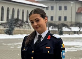 Teodora Dominte, absolventă a Colegiului Militar din Cîmpulung Moldovenesc, admisă prima la specializarea Intendență din cadrul UNAp
