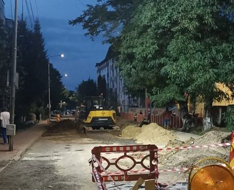 Iluminatul public din Zamca, aprins mai devreme după o solicitare a consilierului local Doru Anghelea