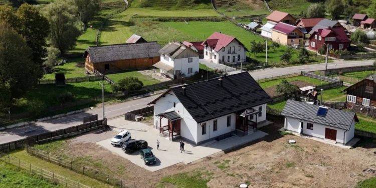 Prima grădiniță cu program prelungit din Moldovița, aproape de deschidere. CJ Suceava a alocat 500.000 de lei