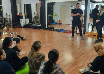 IPJ Suceava: ”Violența domestică nu începe cu o lovitură”. Workshop de autoapărare pentru femei și fete