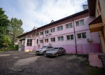 Au început lucrările la clădirea de pe strada Oituz. Investiție de 10,8 milioane de lei