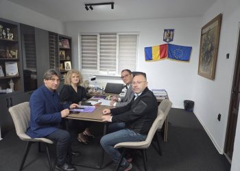 IȘJ Suceava și Baroul Suceava au semnat protocolul pentru programul ”Fii avocat în școala ta!”. Se urmărește dezvoltarea cunoștințelor juridice ale elevilor și înțelegerea drepturilor și obligațiilor pe care le au aceștia