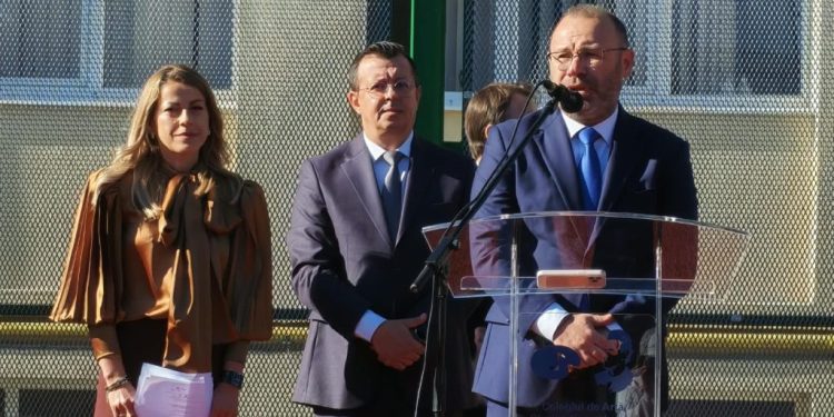 Șeful IȘJ Suceava Ciprian Anton, la dechiderea anului școlar de la Colegiul de Artă: Educația devine mai puternică atunci cînd familia și școala se întîlnesc în același loc
