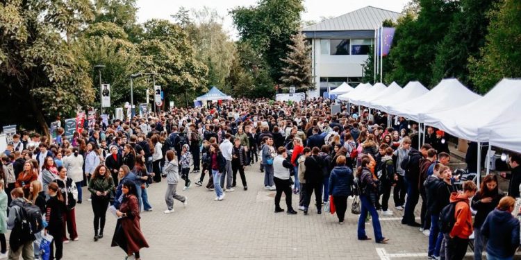 Noaptea Cercetătorilor Europeni, vineri, la Suceava: experimente, jocuri și demonstrații, între orele 16.00 și 22.00