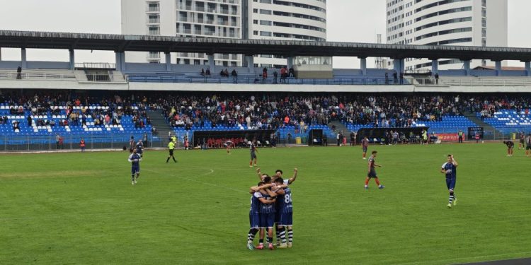 Alexandru Micu și Vlad Ilie, cei mai tineri jucători ai Cetății 1932 Suceava, printre remarcații meciului cu SCM Râmnicu Vâlcea cîștigat de Suceava cu 4-0