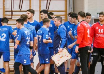 Echipa a II-a a CSU Suceava, în grupă cu echipe de handbal masculin din Buzău, Sighișoara, Făgăraș, Odorheiu Secuiesc, Iași, Vaslui și Galați