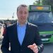 Lucian Harșovschi îi cere lui Vasile Rîmbu să reintroducă transportul public pentru copiii din zona ANL Burdujeni care învață la Școala 10: Atunci cînd acești copii aveau nevoie de transport, dumneavoastră l-ați eliminat. Transportul școlar nu este un moft