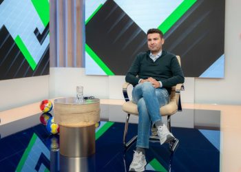 Ediție specială a emisiunii ”Concret”, la Antena 3 Suceava. Invitat, Adrian Mutu. Astăzi, începînd cu ora 18.00