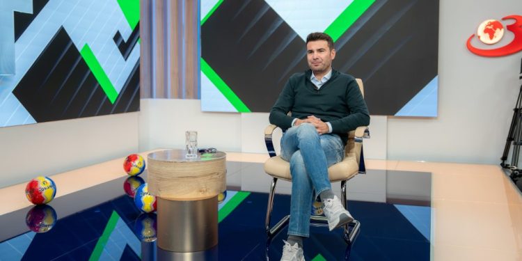 Ediție specială a emisiunii ”Concret”, la Antena 3 Suceava. Invitat, Adrian Mutu. Astăzi, începînd cu ora 18.00