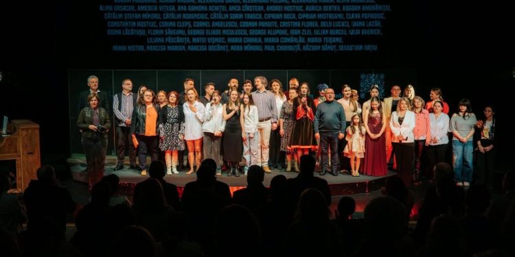 11 ani de teatru, la Suceava. Echipa de la ”Matei Vișniec”, mesaj pentru public: ”Voi sînteți întîlnirea, dialogul și sensul unui teatru. Fără voi teatrul ar fi doar o clădire”