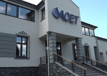 749 de angajați de la ACET Suceava, salarii majorate cu 7%