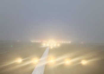 Sistemul de aterizare instrumentală și-a făcut treaba pe aeroportul de la Suceava. A fost cod galben de ceață, dar nici o cursă nu a fost anulată