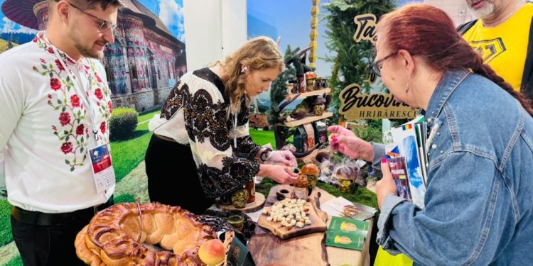 Județul Suceava, prezent la Tîrgul de Turism de la Varșovia. Expozanții sînt din 50 de țări
