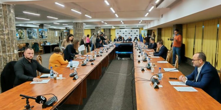 Consilierii PSD care au lipsit de la ședința CL Suceava care nu a avut covrum, judecați de BPJ al partidului: Funcțiile publice nu sînt un drept personal și nici nu se moștenesc de la părinți, chiar dacă unii par să creadă asta