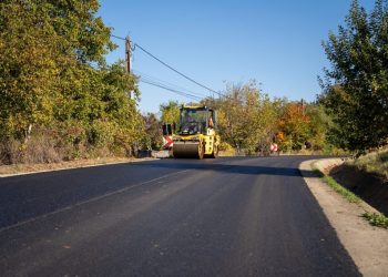 S-a asfaltat mai bine de 60% din drumul Ilișești–Ciprian Porumbescu–Drăgoiești. Lucrarea ar urma să fie gata în zilele următoare