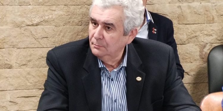 Ștefan Groza, fugărit de Suceava, așteptat cu brațele deschise de Botoșani