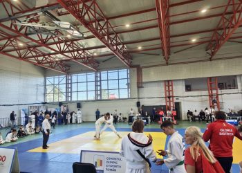 Clubul Motiuashi, cu 5 judoka la competiția de la Todirești. Trei sportivi au fost pe podium. La clubul fostului multiplului campion național și balcanic Adrian Szekely, care are centura neagră cu 5 dani, sînt sportivi de la 5 ani și pînă la 60 de ani