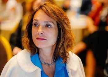 Consultantul financiar Loredana Mihăilă: Mediul de afaceri așteaptă o scădere a taxării muncii cu 6% și o stabilizare a prețurilor la energie