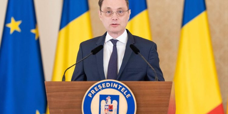 Cătălin Nechifor, despre diplomatul Luca Niculescu: Sînt convins că ar putea să facă treabă bună și la Guvern, cu condiția să existe în Parlament o minimă dorință de a trece peste orgolii