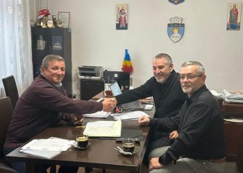 AJOFM Suceava a semnat parteneriate cu primăriile din Pătrăuți și Siret pentru sprijinirea tinerilor