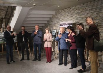 Principesa Sofia a României, la Primăria Suceava, la vernisajul unei expoziții de fotografie semnate de maestrul Balint