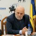 În ciuda semnalelor transmise de cîțiva consilieri, Vasile Rîmbu nu se schimbă. Tot arogant și sfidător rămîne