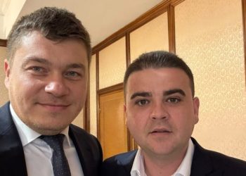 Unii cu ministeriatul, alții doar cu pozatul