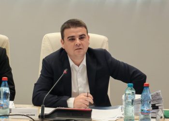 CJ are, la Salcea, terenul pentru construirea unui stadion cu 15.000 de locuri. Gheorghe Șoldan spune că sînt și bani, în condițiile în care terminalul 3 al Aeroportului Suceava va fi construit cu bani de la CNI