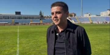Gheorghe Șoldan a afirmat, iarăși, ca va construi un stadion nou la Suceava. De aceea, îi cere lui Valeriu Iftime să se apuce de cimitirul din centrul Botoșanilor, despre care acesta a vorbit în contextul proiectului privind stadionul de la Suceava