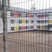 Conducerea Colegiului ”Mihai Eminescu” așteaptă ca Primăria Suceava să termine cît mai repede terenul de sport. Sala de sport a școlii ar trebui renovată