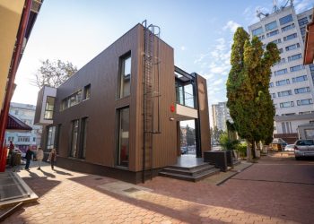 Clădirea CNIPT din apropierea Bibliotecii din centrul Sucevei, modernizată în 8 luni (Foto)