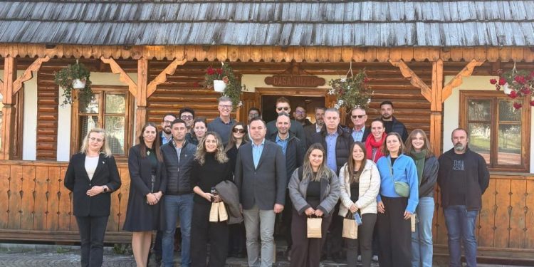 Participanți din 11 țări, în Țara Dornelor, într-un program dedicat incluziunii sociale, economiei sociale și dezvoltării comunităților rurale