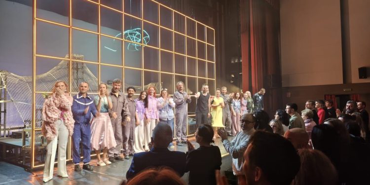 ”Visul unei nopți de vară”, probabil cel mai bun spectacol al Teatrului ”Matei Vișniec” Suceava. Un spectacol care a fost ca o vară frumoasă care a trecut ca un vis (Foto)